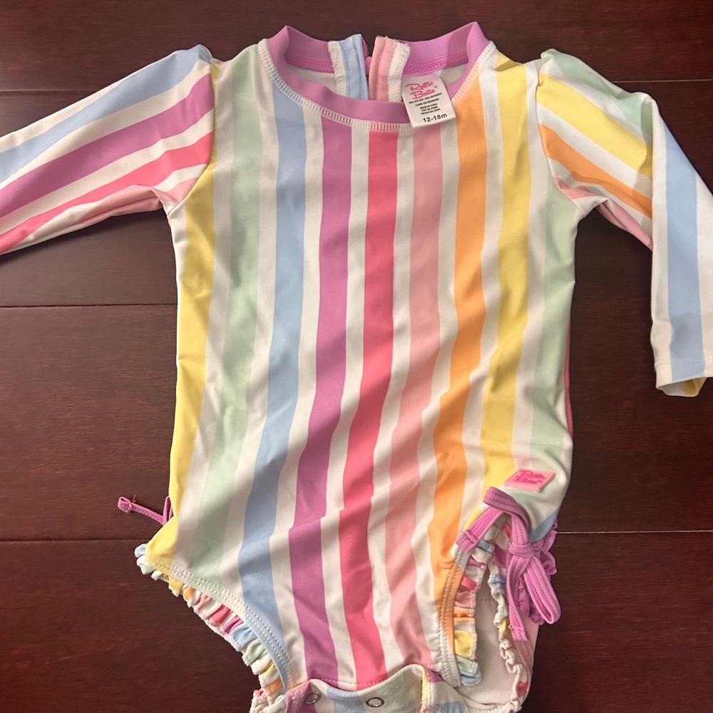 RuffleButts rashguard 12-18 month